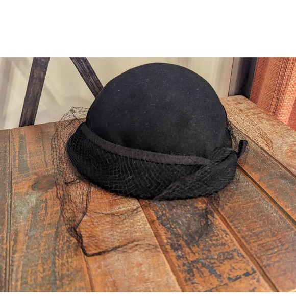 Norman Durand Vintage Hat with Net - Picture 1 of 10